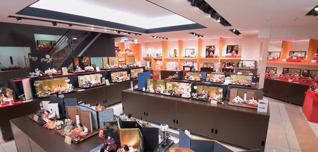 増村人形店　ひな人形 店内