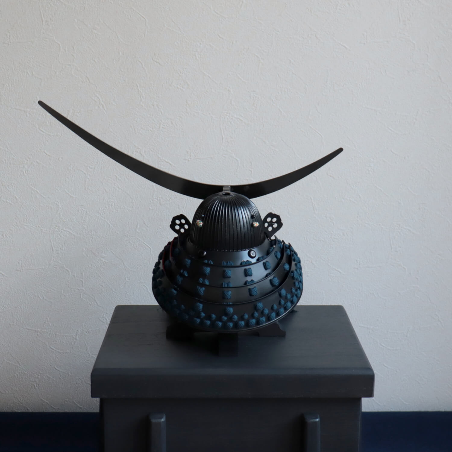 伝統工芸士 雄山作 漆黒・1/3伊達兜 浅葱糸 京都 北村松月堂謹製 屏風