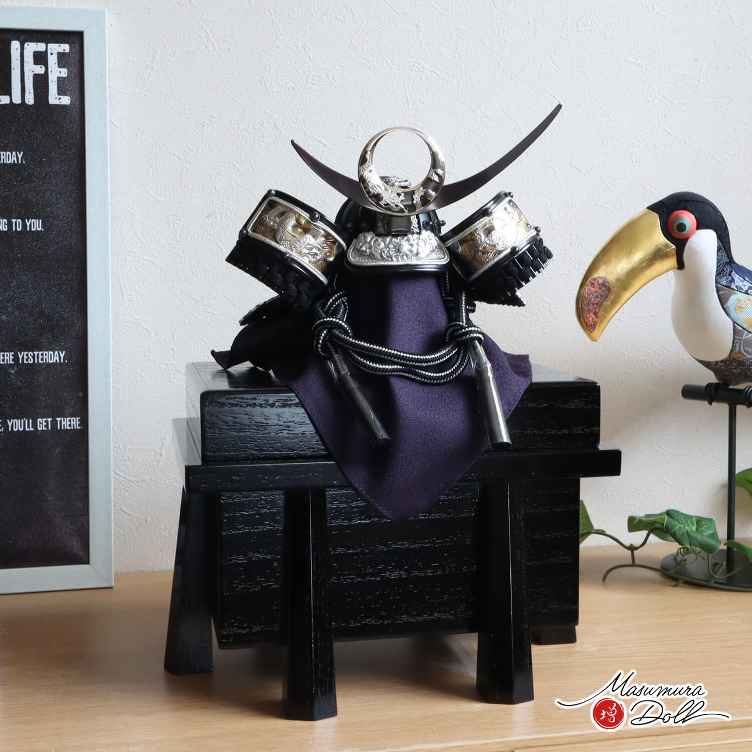 選べる2種類 金・銀 屏風飾り 上杉謙信 極上 彫金 盛上げ 銅電鋳彫兜