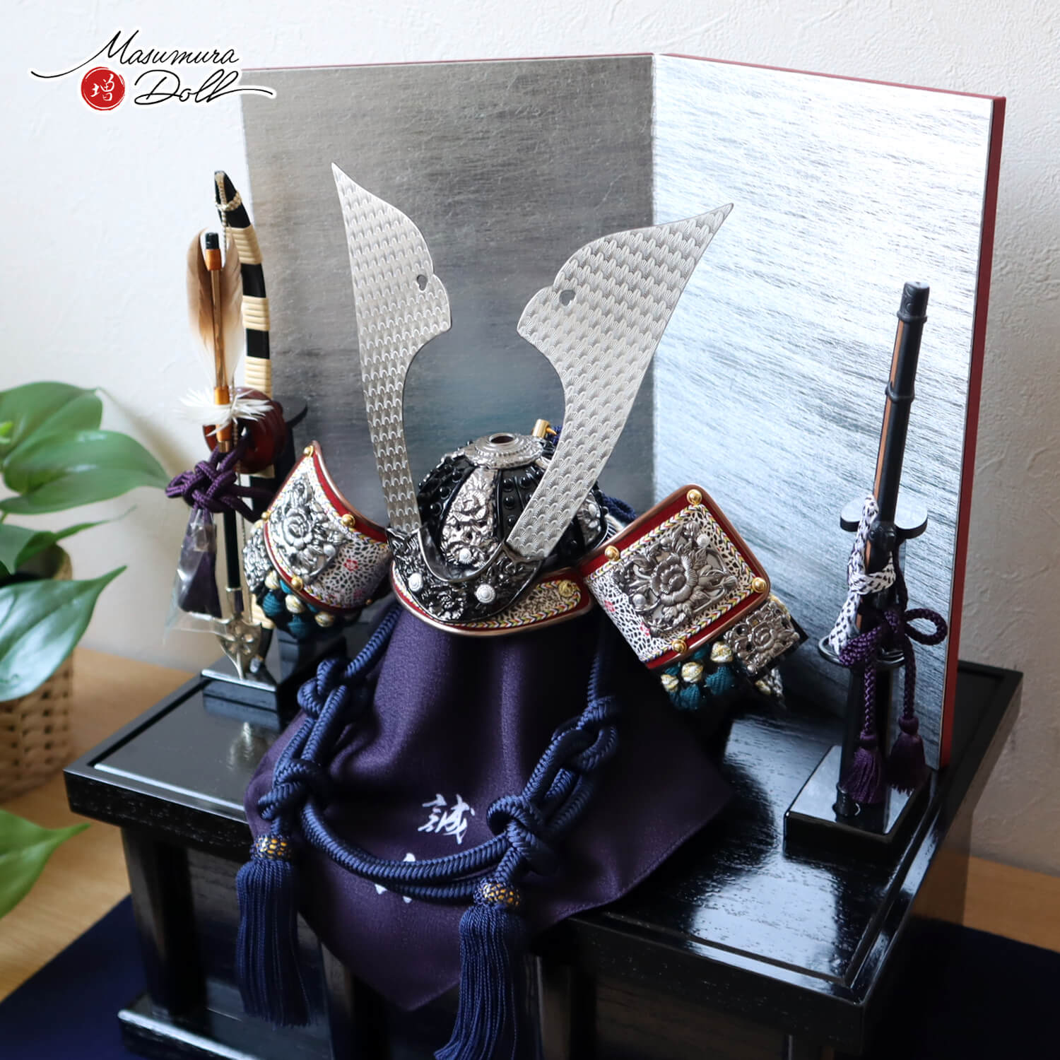 伝統工芸士 誠山作 10号 紺糸縅兜 ブロンズ鍬形 済美箔 銀屏風