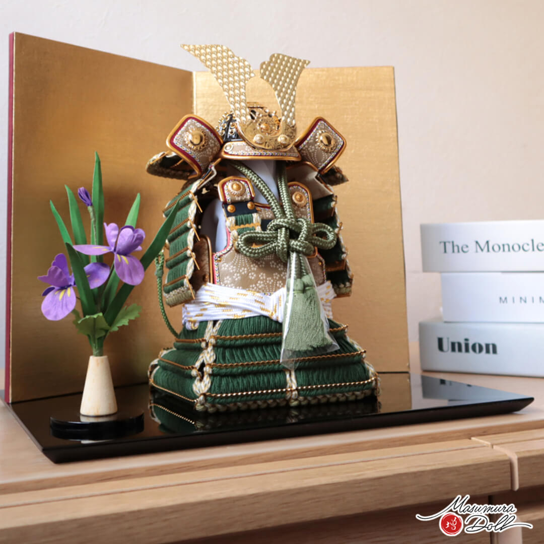 五月人形 鎧 コンパクト おしゃれ インテリア 兜飾り 全身 奉納 奉納鎧