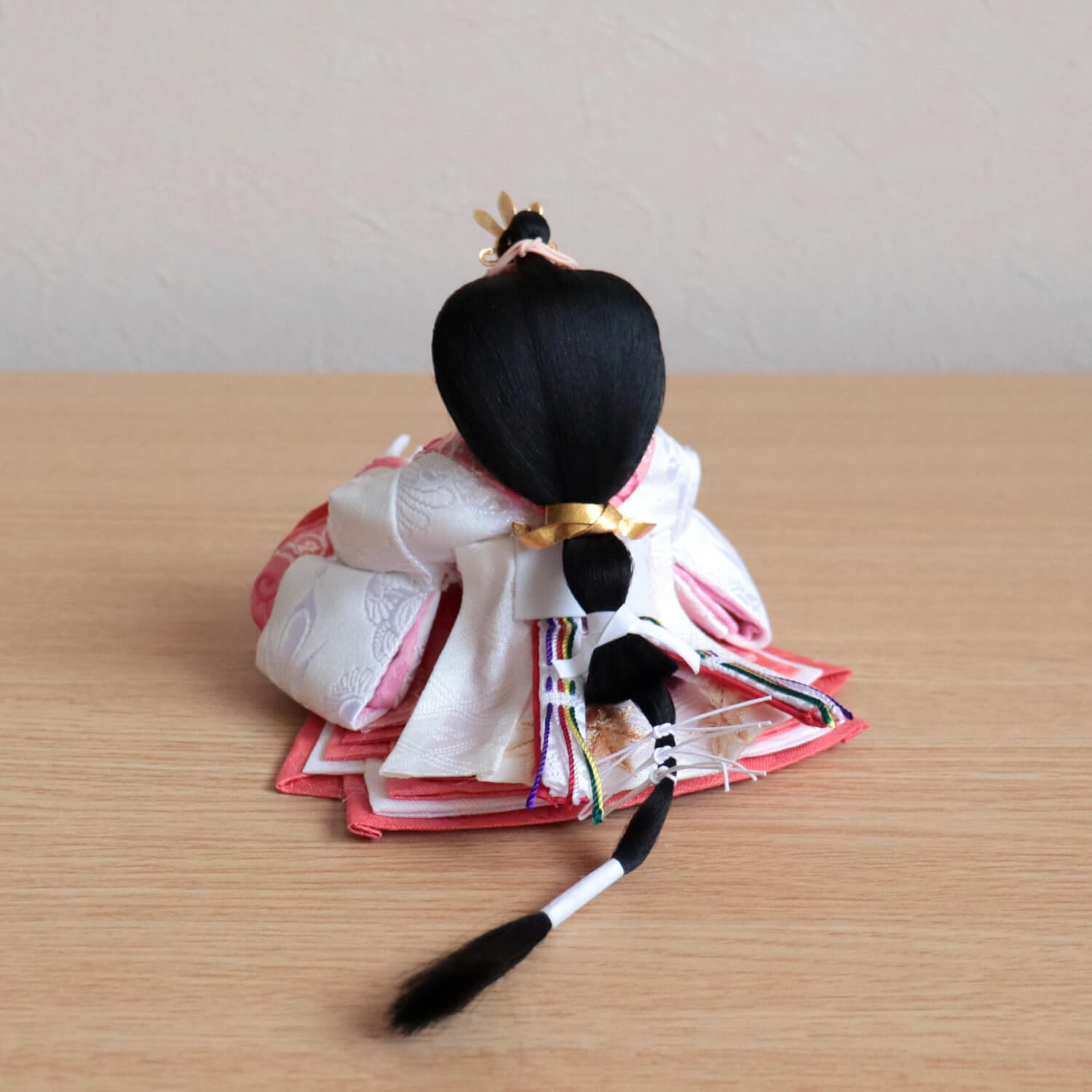 華峰作 柳三寸 西陣織 有職 ピンク唐草 京からかみ屏風「桃色ライン梅丸」木製燭台 貝桶 丸玉桜 ピンク紐 国産杉製月飾台(大) 増村人形店